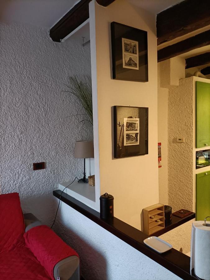 Appartement Le Due Torri Bologne Extérieur photo